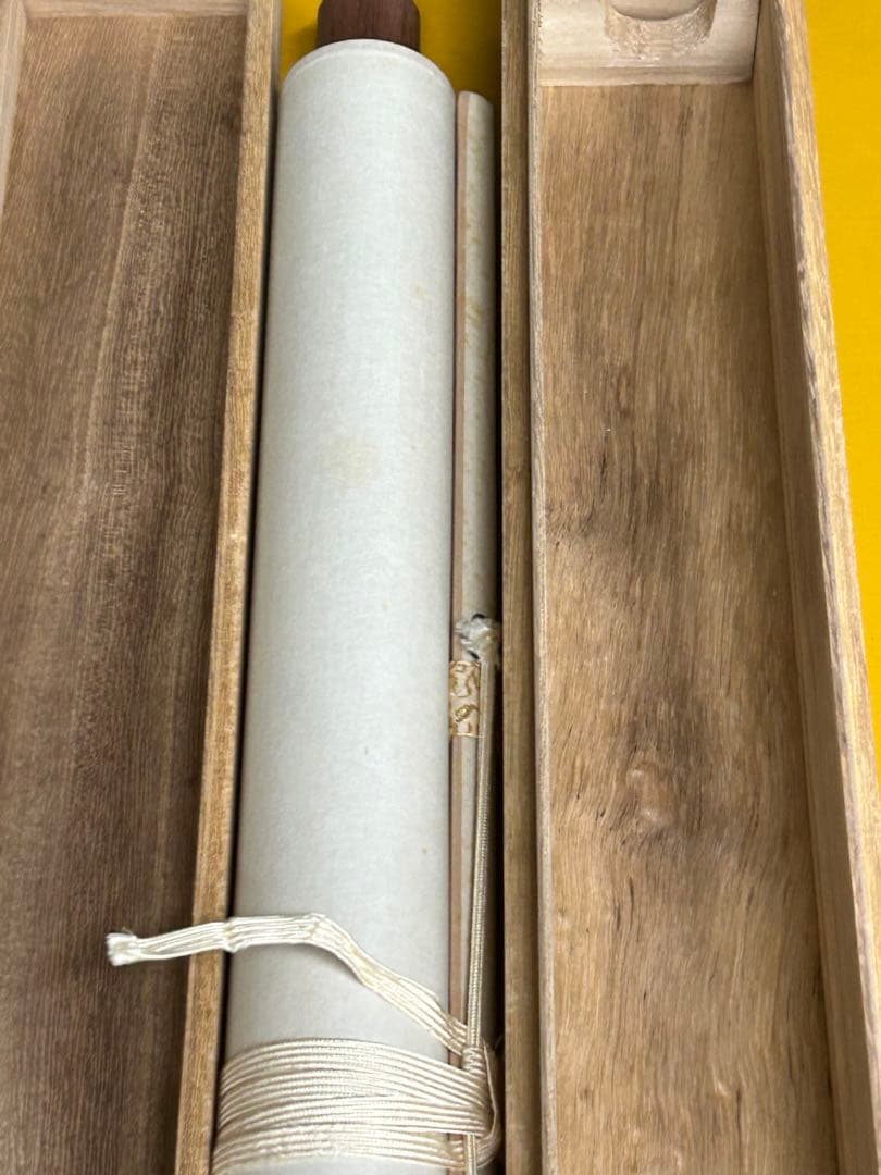 渓山流水」 松本秋峰 掛け軸 掛軸 共箱あり 山水図 二重箱 100 - メルカリ