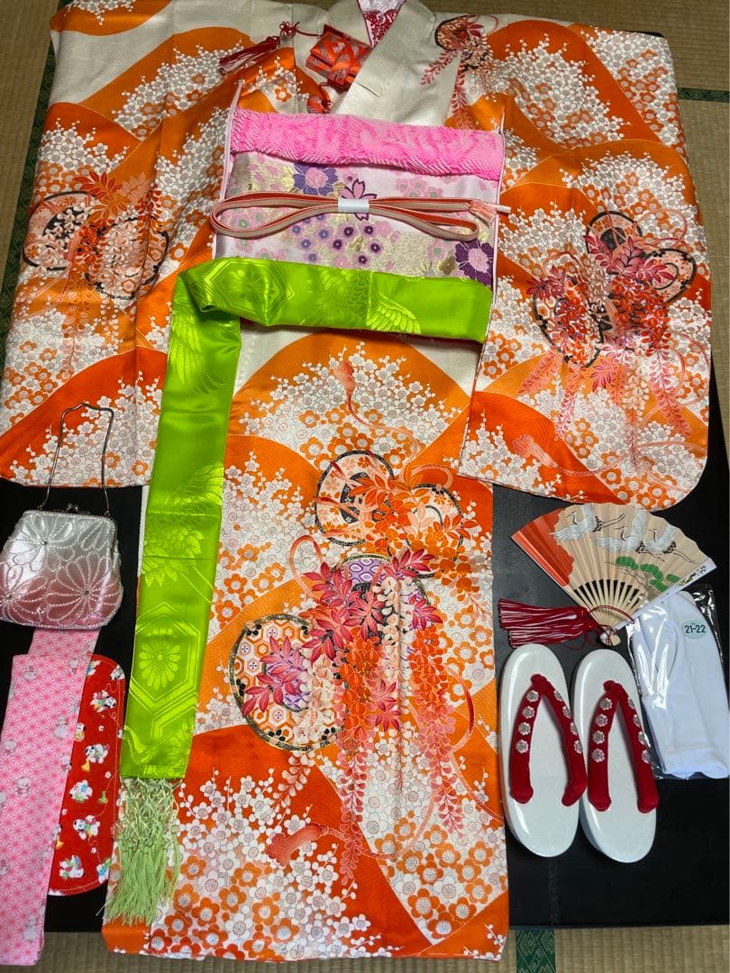 再値下　新品　七五三　6歳7歳 8歳　140㎝　草履21㎝　正絹着物　四つ身着物 再値下 新品 七五三 6歳7歳 8歳 140㎝ 草履21㎝ 正絹着物 四つ身着物