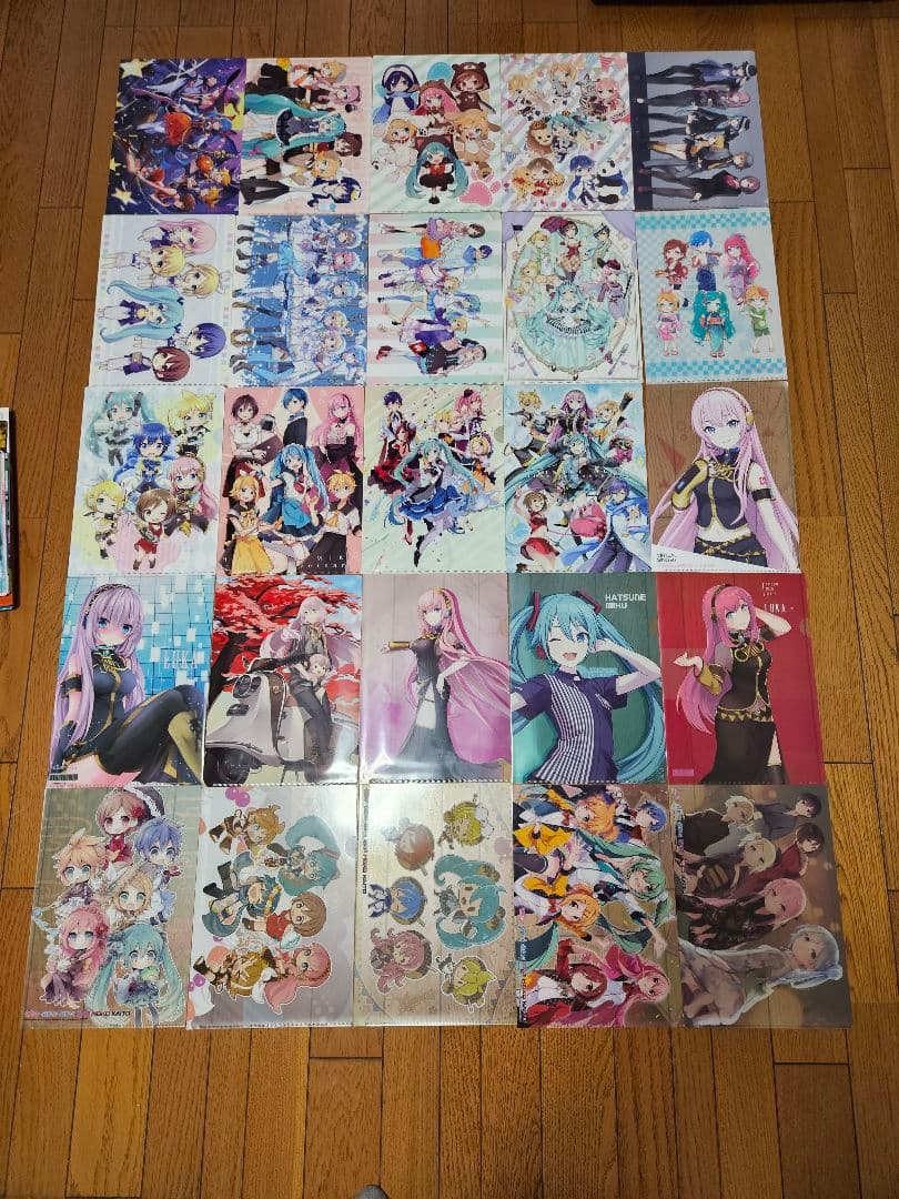 初音ミク　鏡音リン　鏡音レン　巡音ルカ　クリアファイル　パズル　特典　まとめ売り ローソン「初音ミク」キャンペーンでクリアファイル先着プレゼント、鏡
