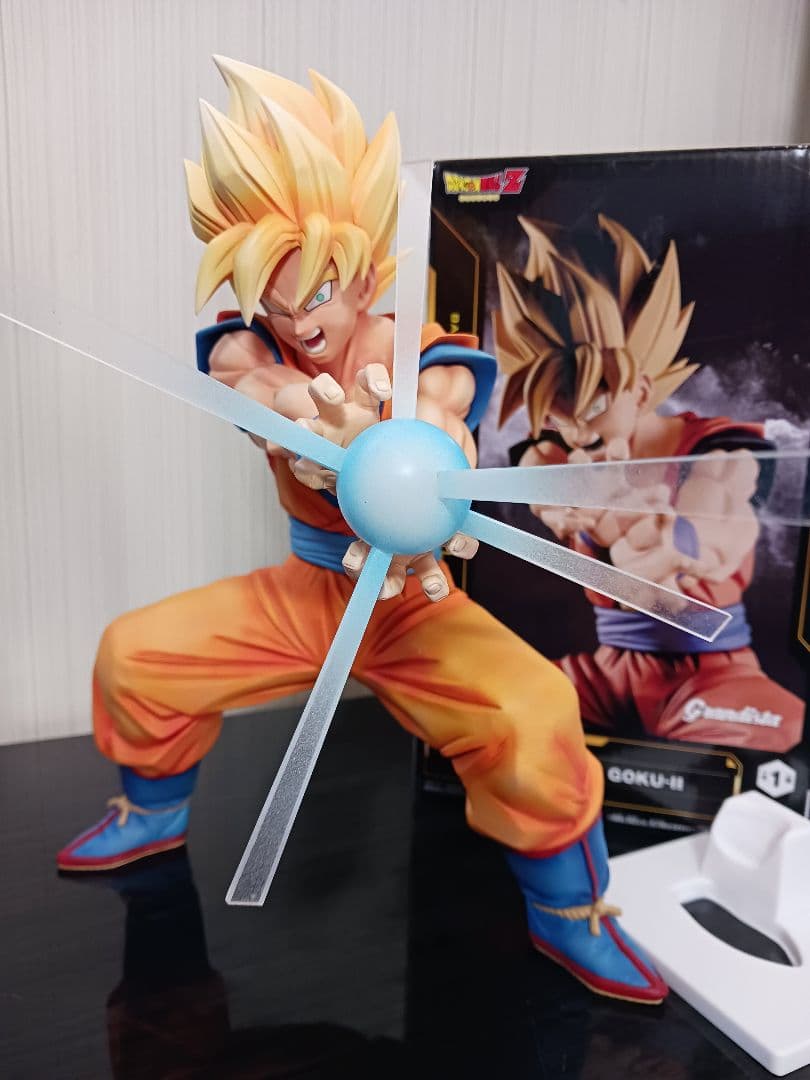 た*し様 グランディスタ 孫悟空 リペイント フィギュア かめはめ波 エフェクト 送料込 ドラゴンボール グランディスタ 孫悟空 かめはめ波 エフェクト