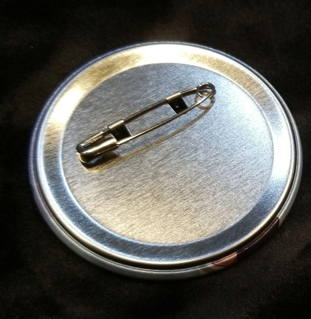 シクフォニ ねむねむグッズ 缶バッチ 雨乃こさめ - メルカリ