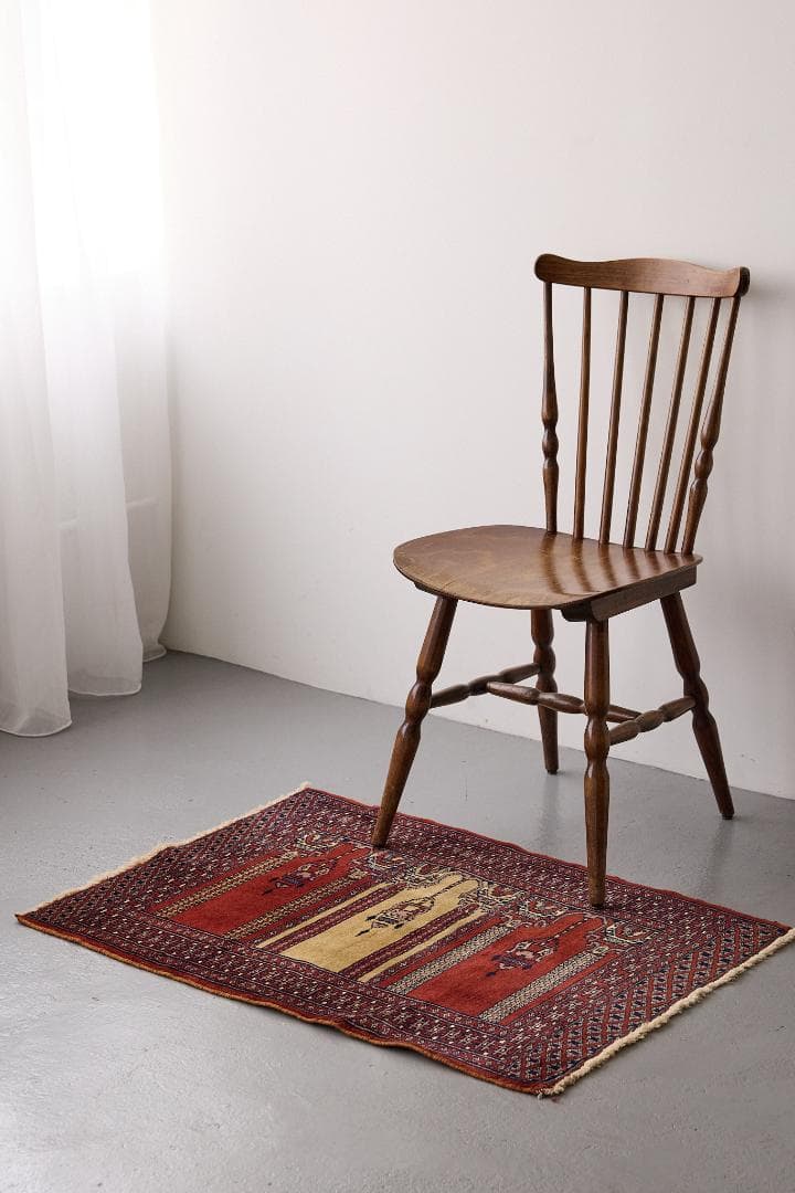 ヴィンテージラグ トライバルラグ パキスタン産（94×65cm）赤 黄 紺 黒