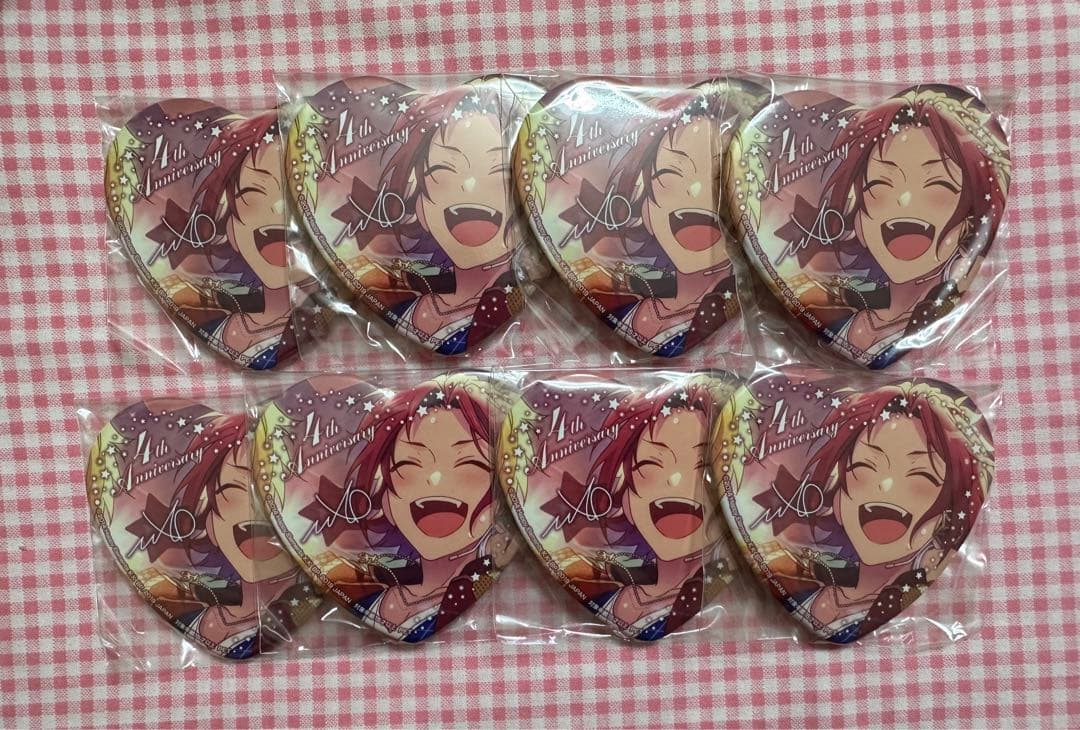 あんスタ　衣更真緒　ハート缶バッジ　ハート型ビッグ缶バッジ とるパカ！あんさんぶるスターズ！～ハート型缶バッジ～│株式会社