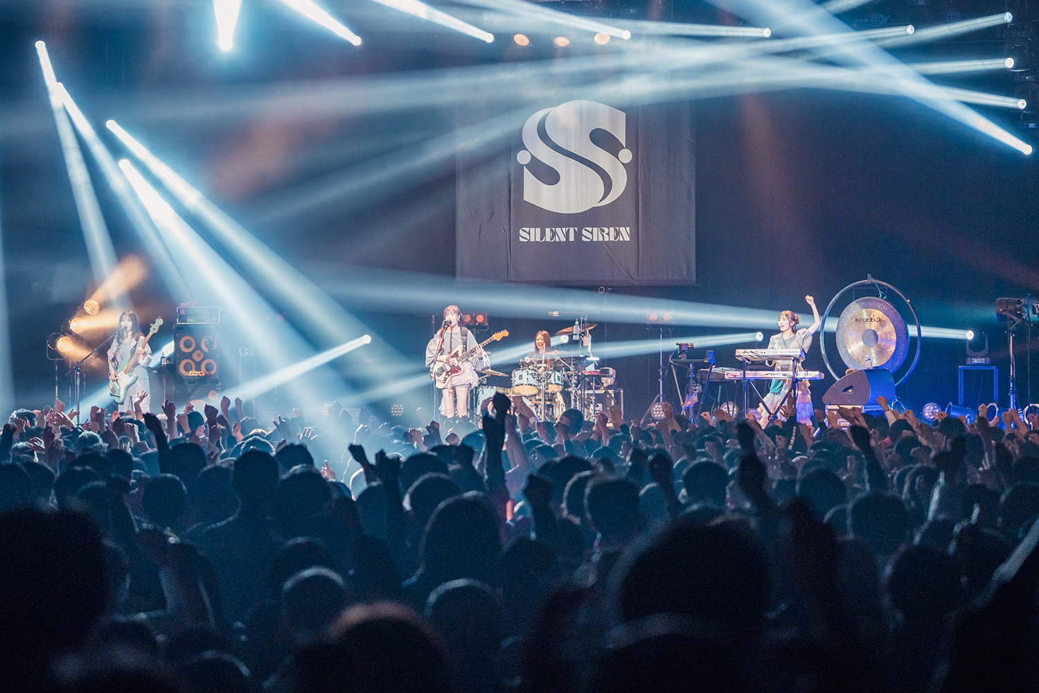 SILENT SIREN機材紹介】2025.12.30@Zepp DiverCity (TOKYO) SILENT