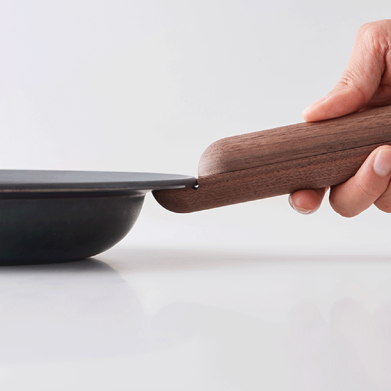 JIU/FRYING PAN JIU M ハンドルセット ウォルナット -調理と器はこれ