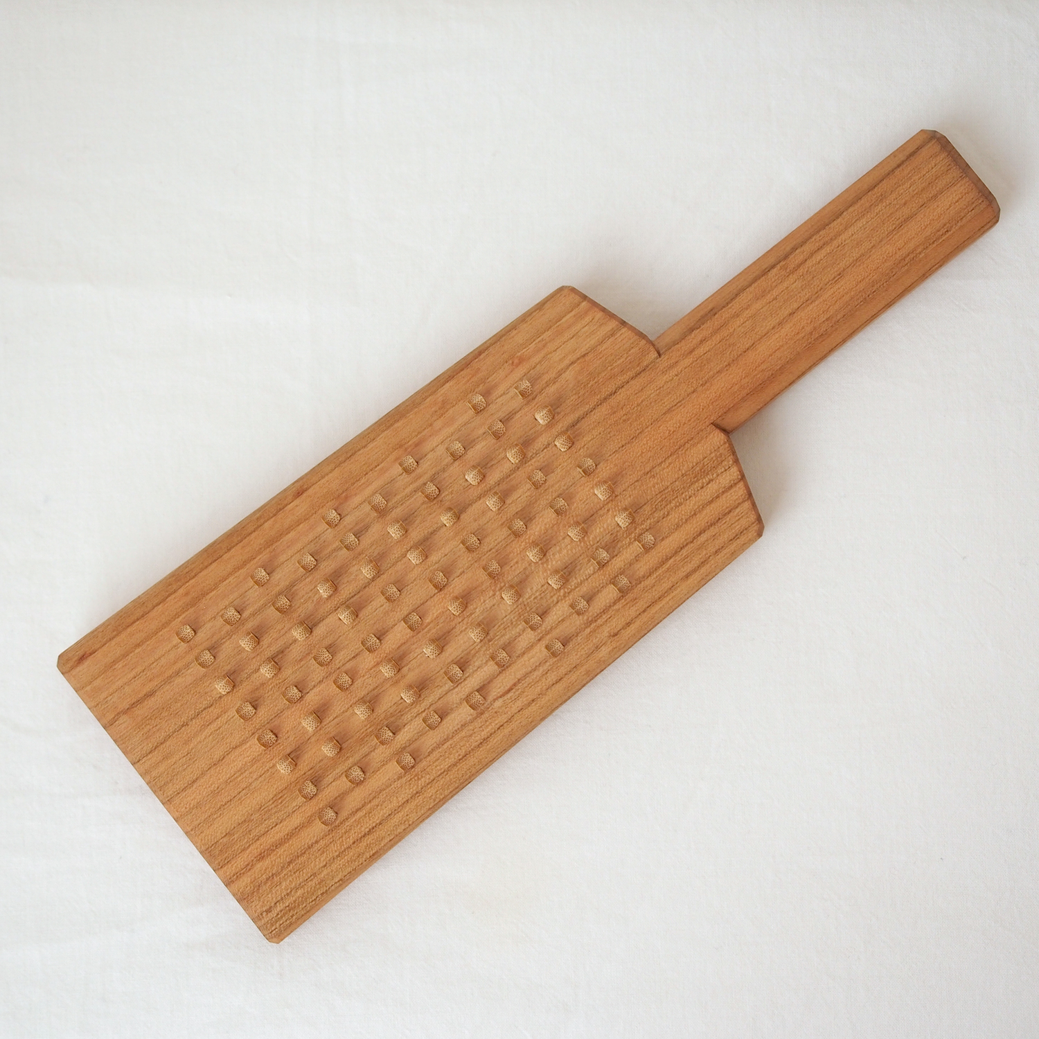 松田美智子の自在道具/うばざくら鬼おろし -おろしやすく水が出ない